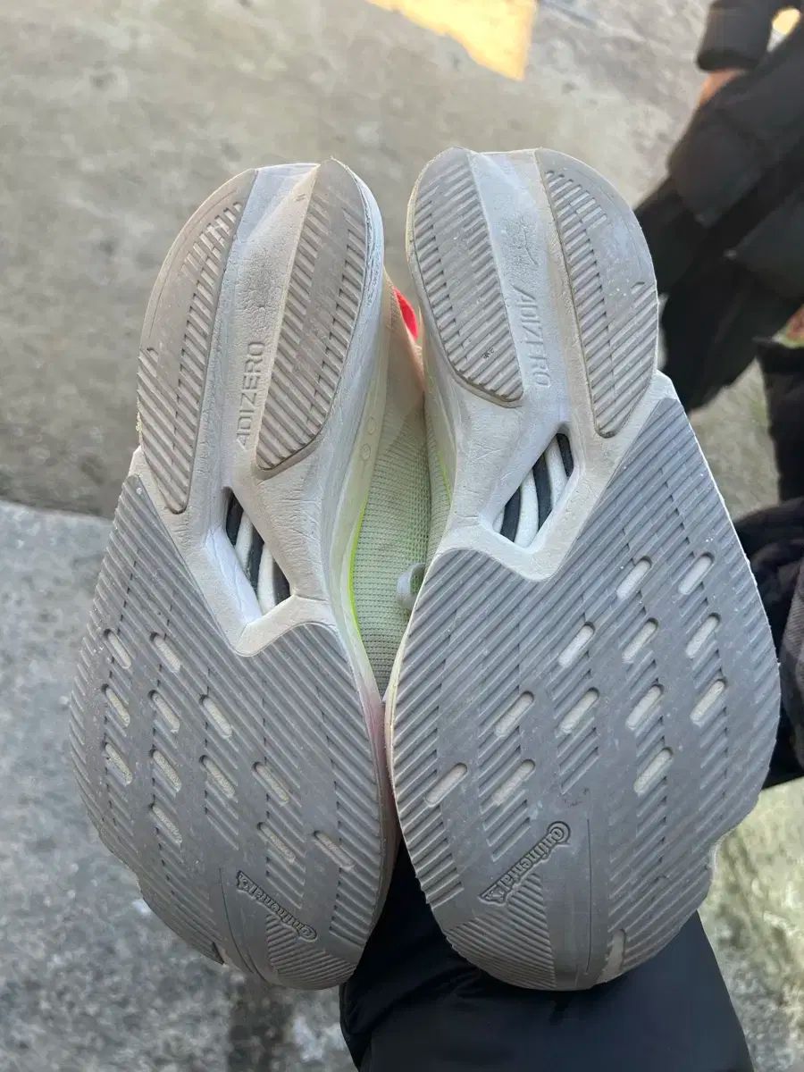 アディダス アディゼロ ボストン12