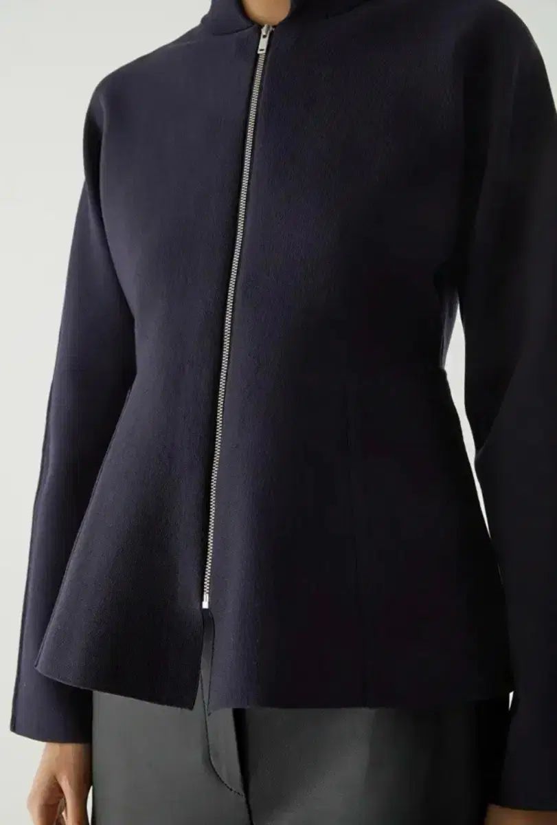 コス コットン ストラクチャード ジップアップ ジャケット 38