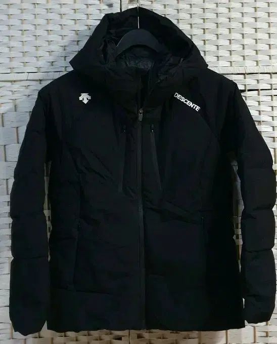 DESCENTE ダックダウン フーデッド ダウン アウター 85