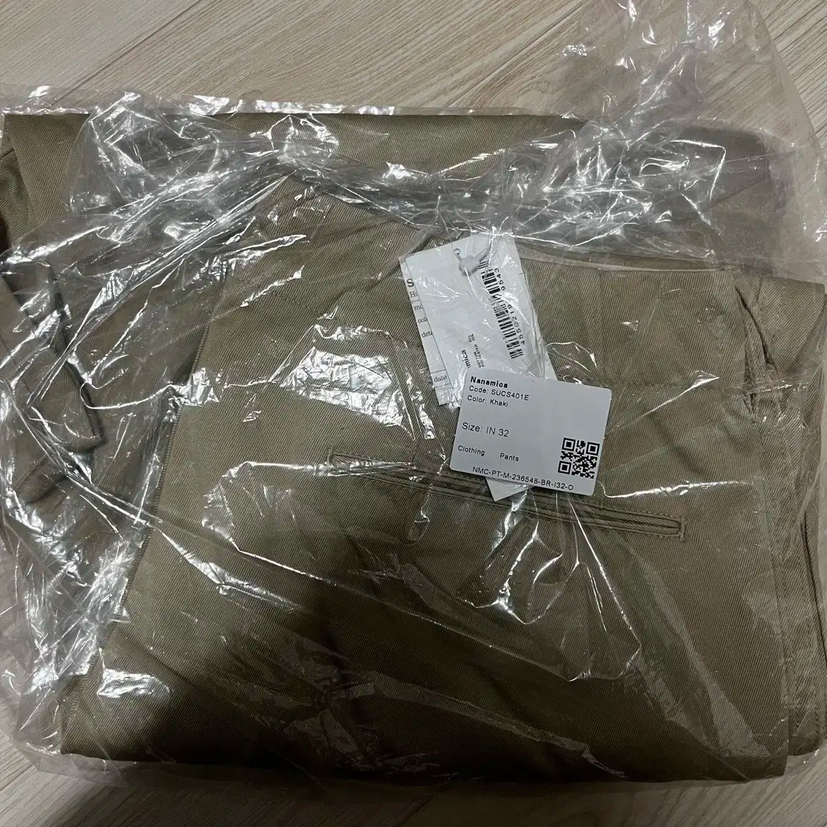 32 nanamica ワイド チノ パンツ カーキ