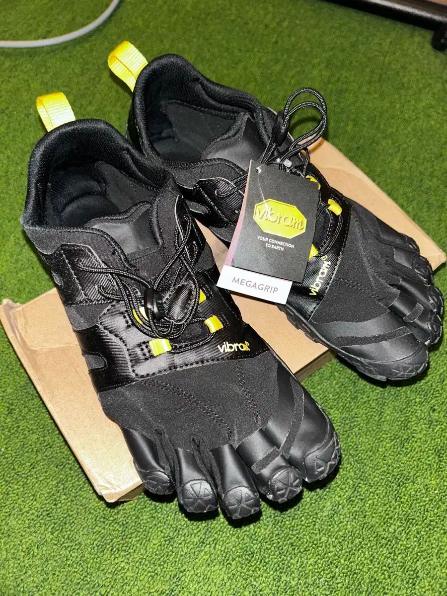 ビブラムファイブフィンガーズ V-Trail US9 270mm