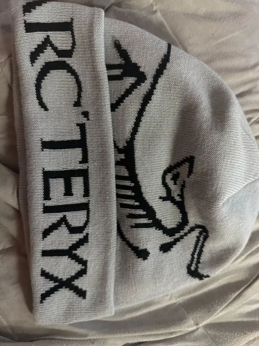 ARC TERYX アークテリクス ビーニー グレー