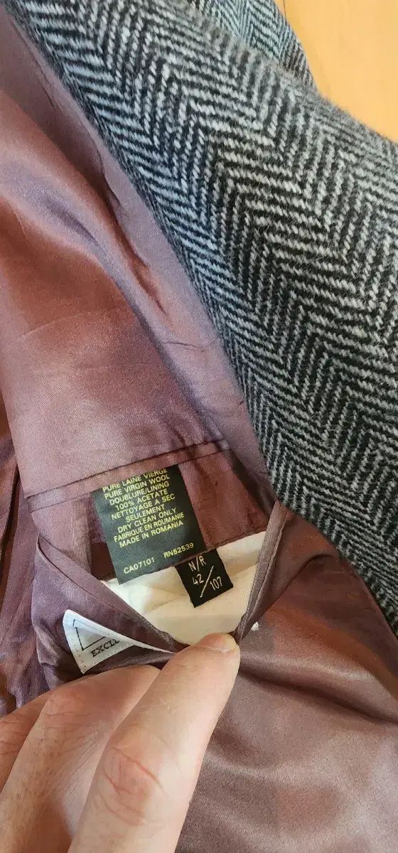 グレー ヘリンボーン