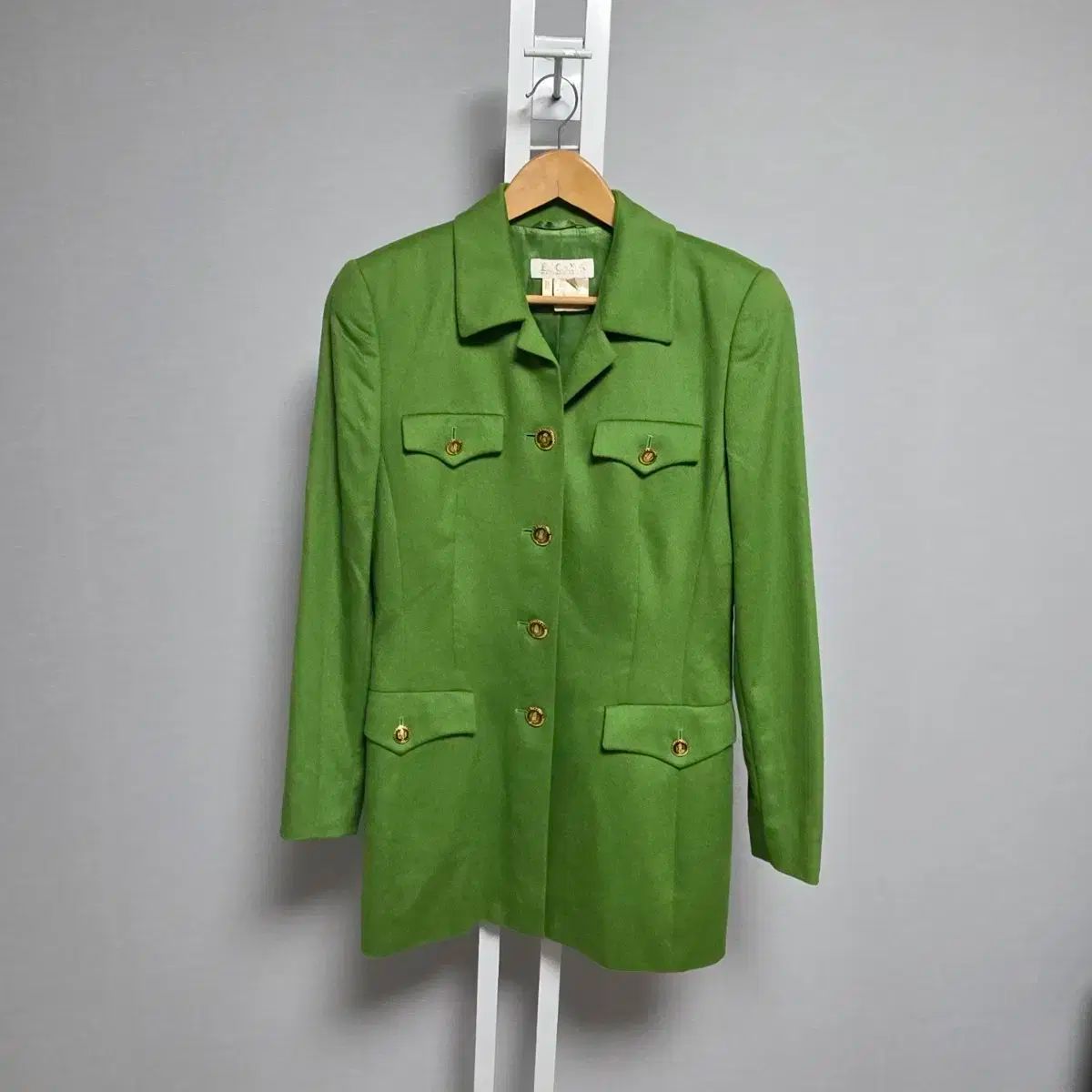 エスカーダ グリーン COLOR ジャケット