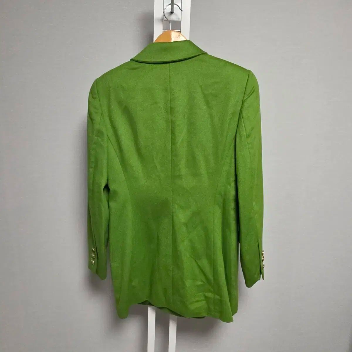 エスカーダ グリーン