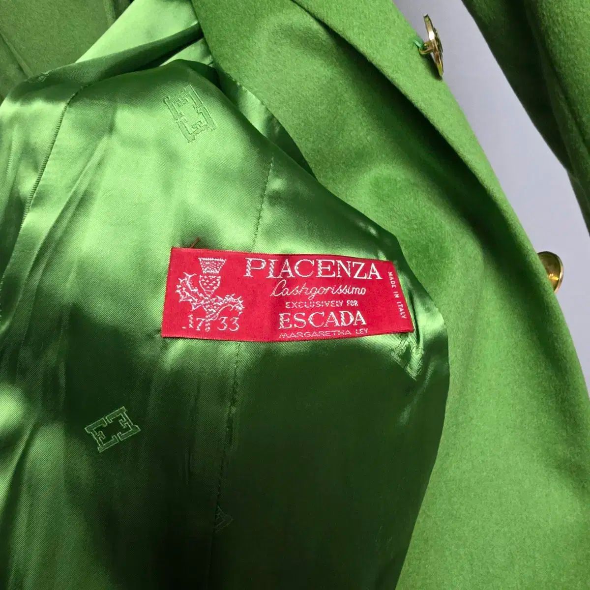 エスカーダ グリーン