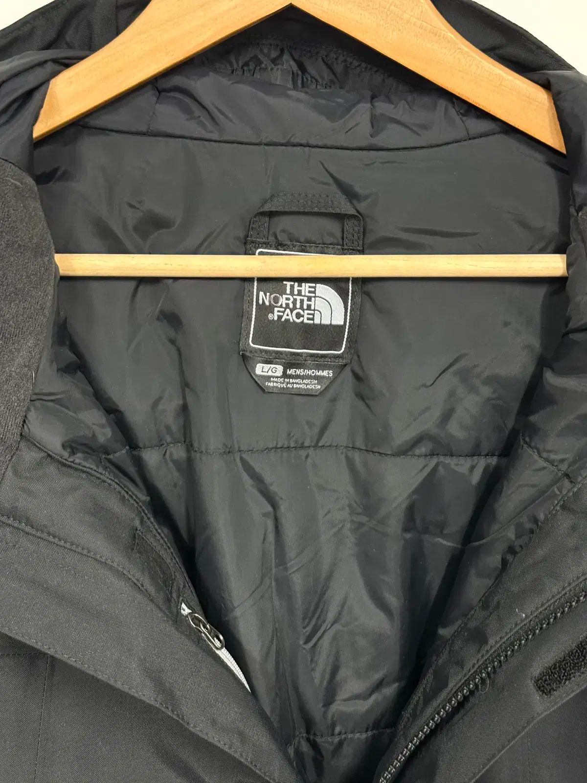 ゴープコア ウィンドブレーカー