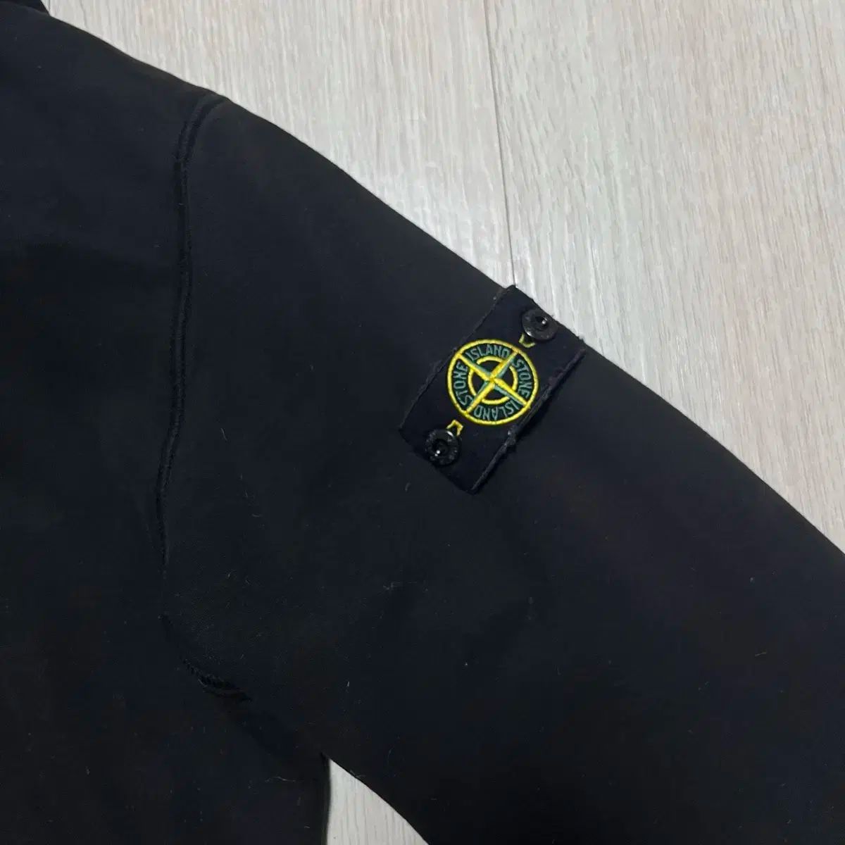 ブラック フーディー