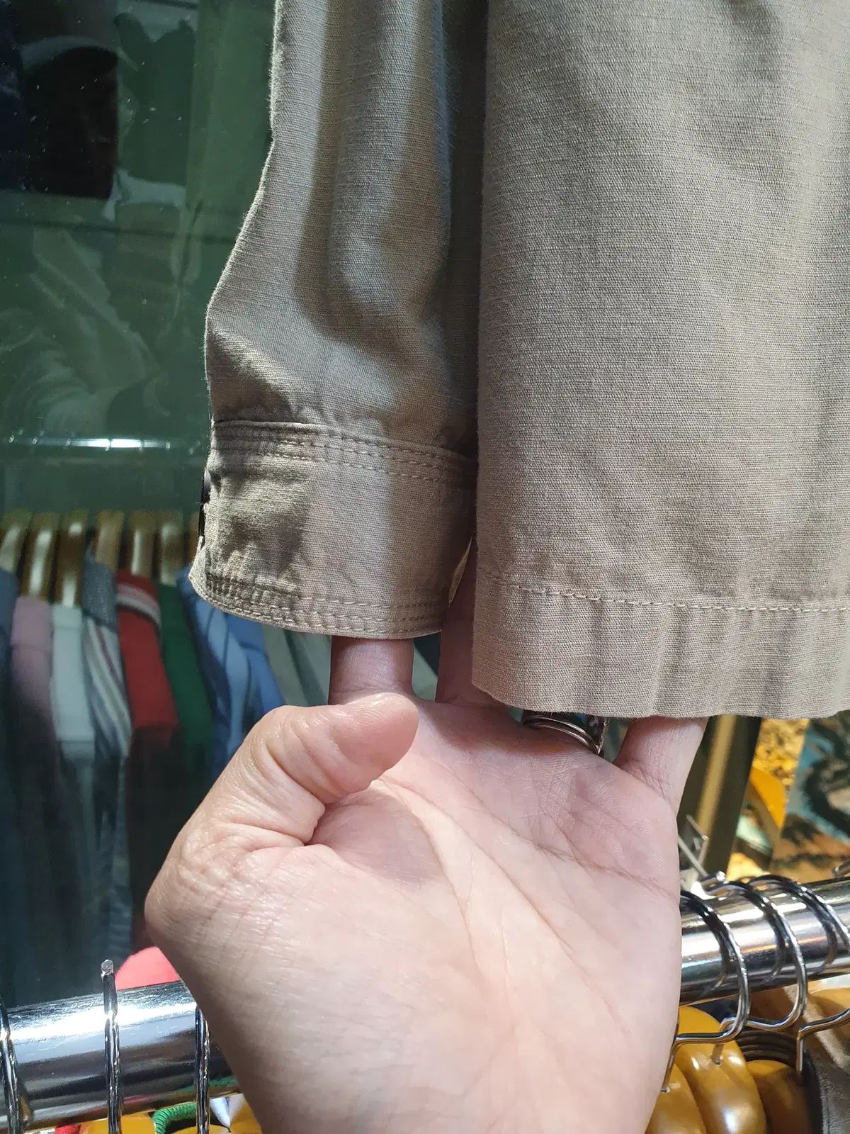 ヘッケト ベイジ サファリ マルチポケット ジャケット 実際サイズ XL WWW_KANDAIZUMI_COM