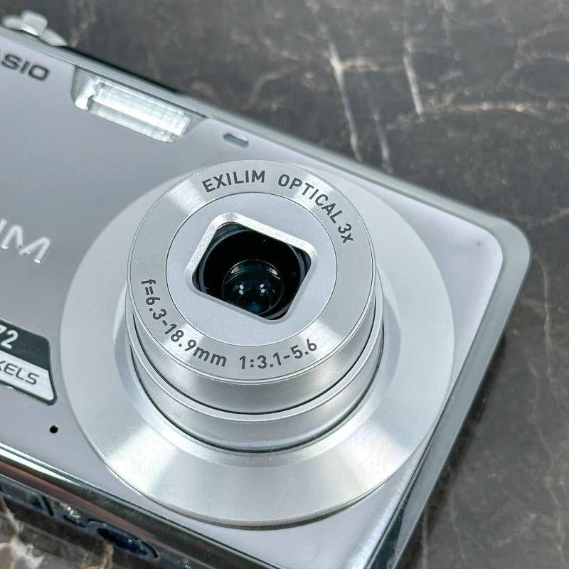  CASIO EXILIM EX Z 2 シルバー コンデジ デジカメ 1210万画素 光学3倍ズーム USB充電対応 軽量モデル コンパクトデジタルカメラ デジタルカメラ