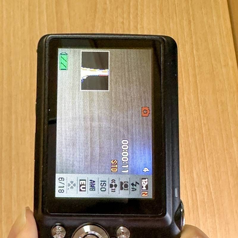 光学3倍ズーム USB充電対応