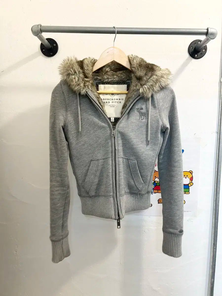 WHO ジップアップ