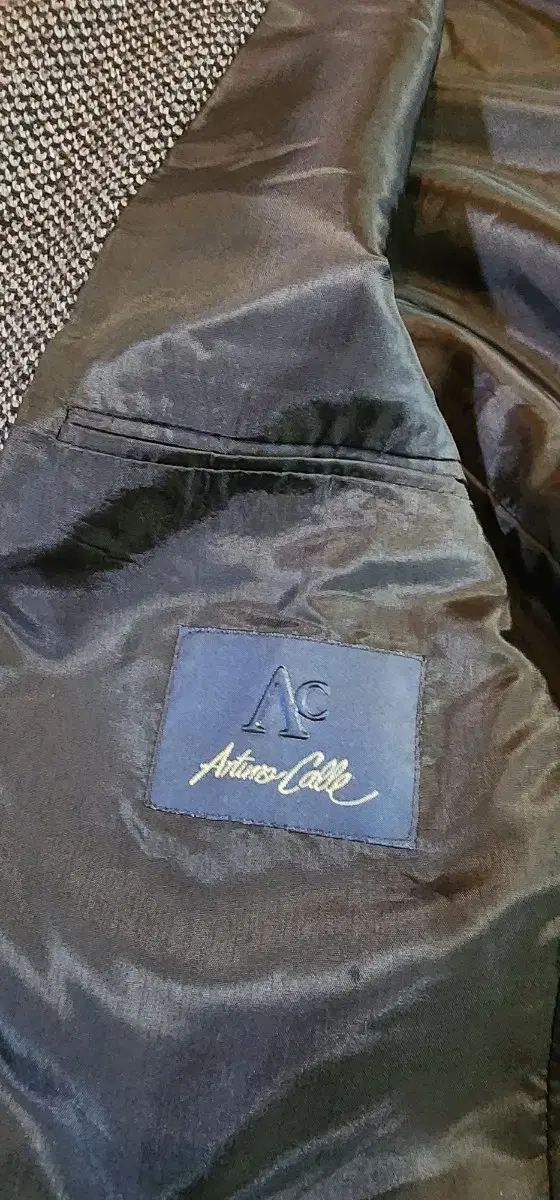 ツイードジャケット