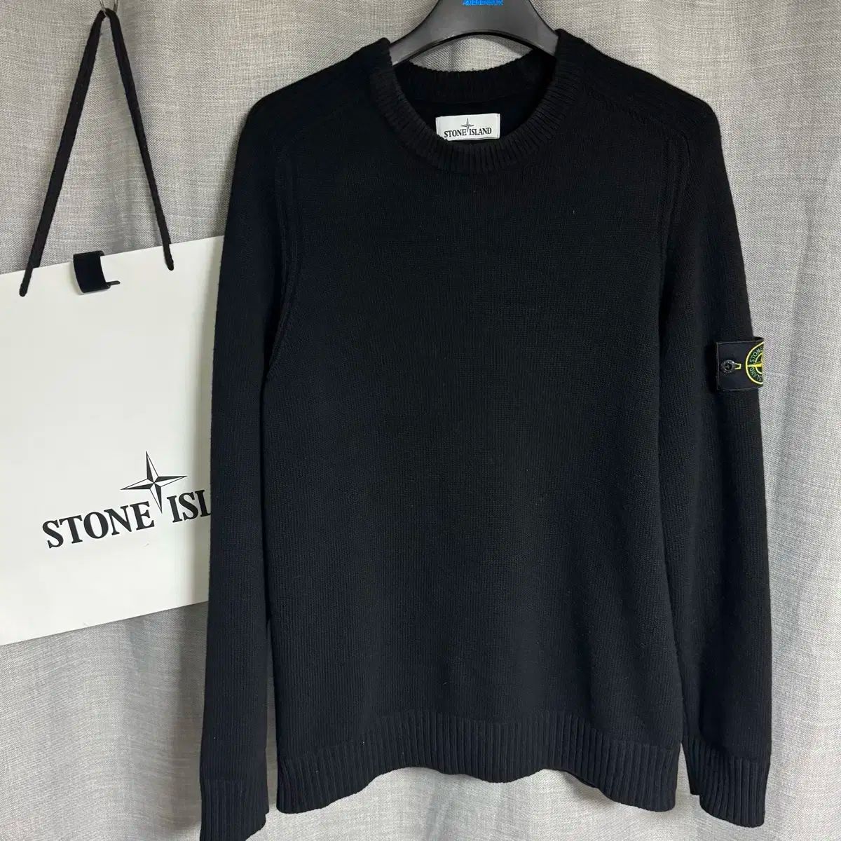 STONE ISLAND ストーンアイランド ニット ブラック