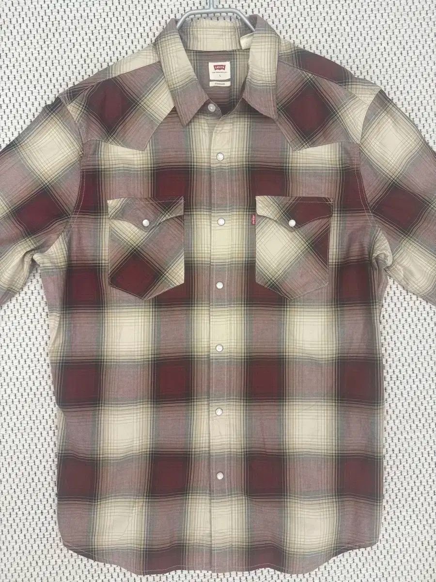 リーバイスの素敵なCHECK WESTERN シャツです