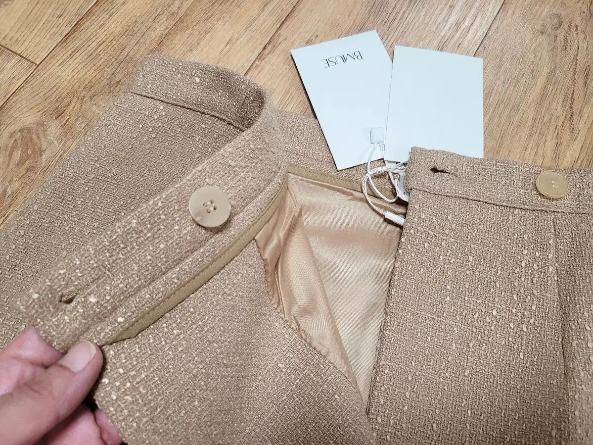 ツイードスカート