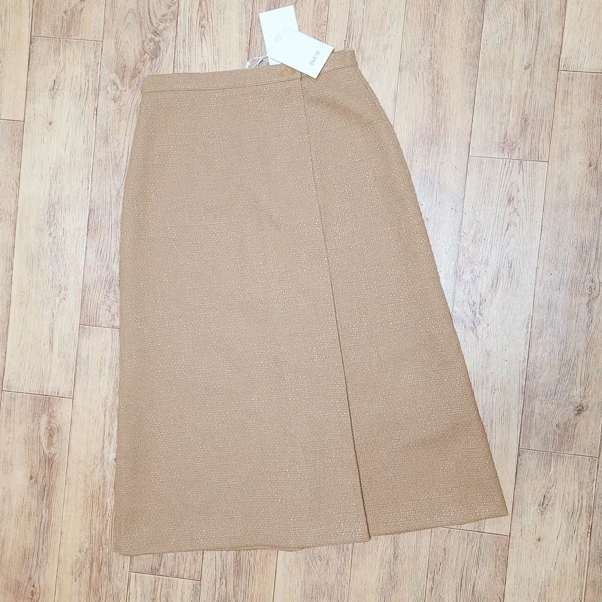 Bミューズ B MUSE ベニュエット ベージュ ツイードスカート 55