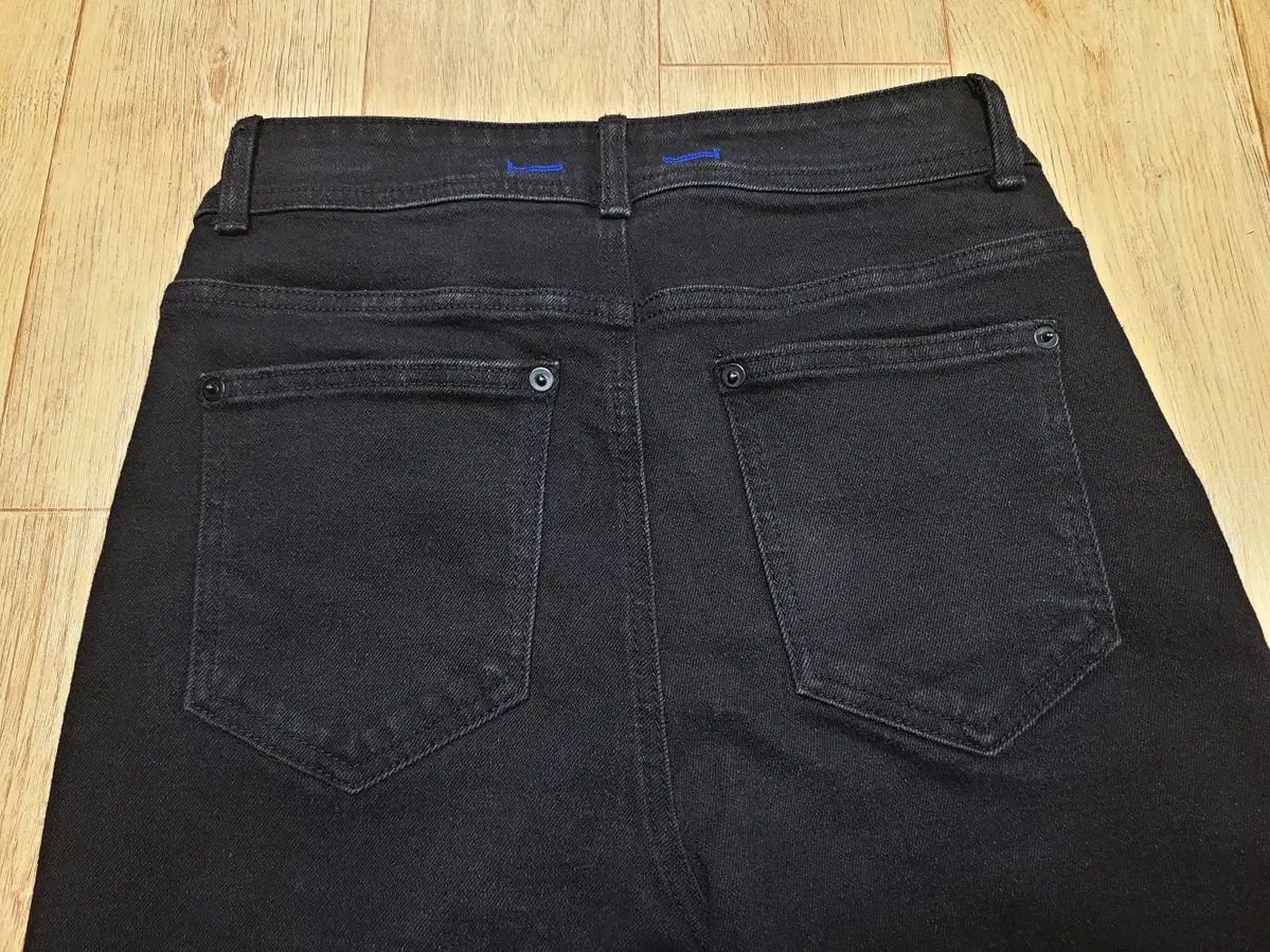 サイドスリット