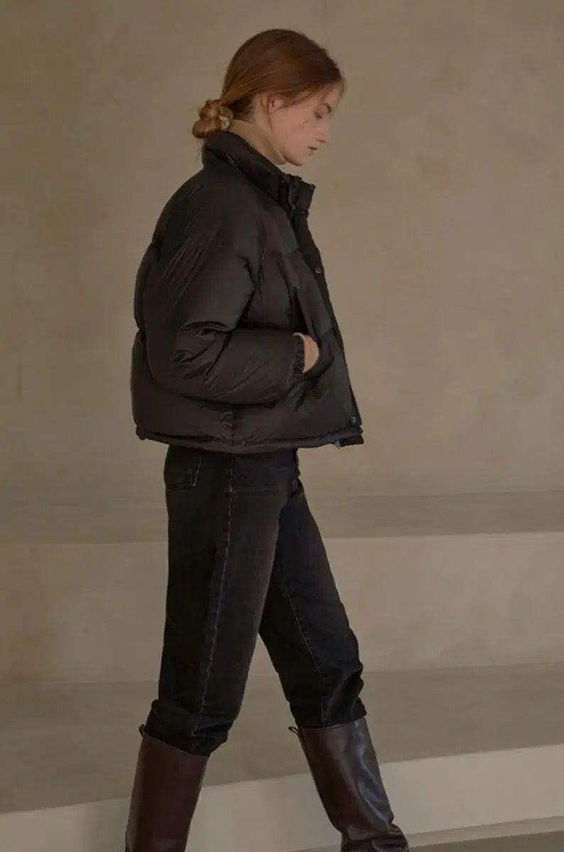 シヤージュ ダック ダウン クロップド ダウン ブラック