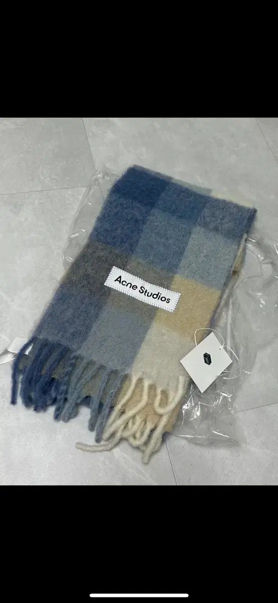 Acne Studios アクネストゥディオズ マフラー ブルー ベージュ