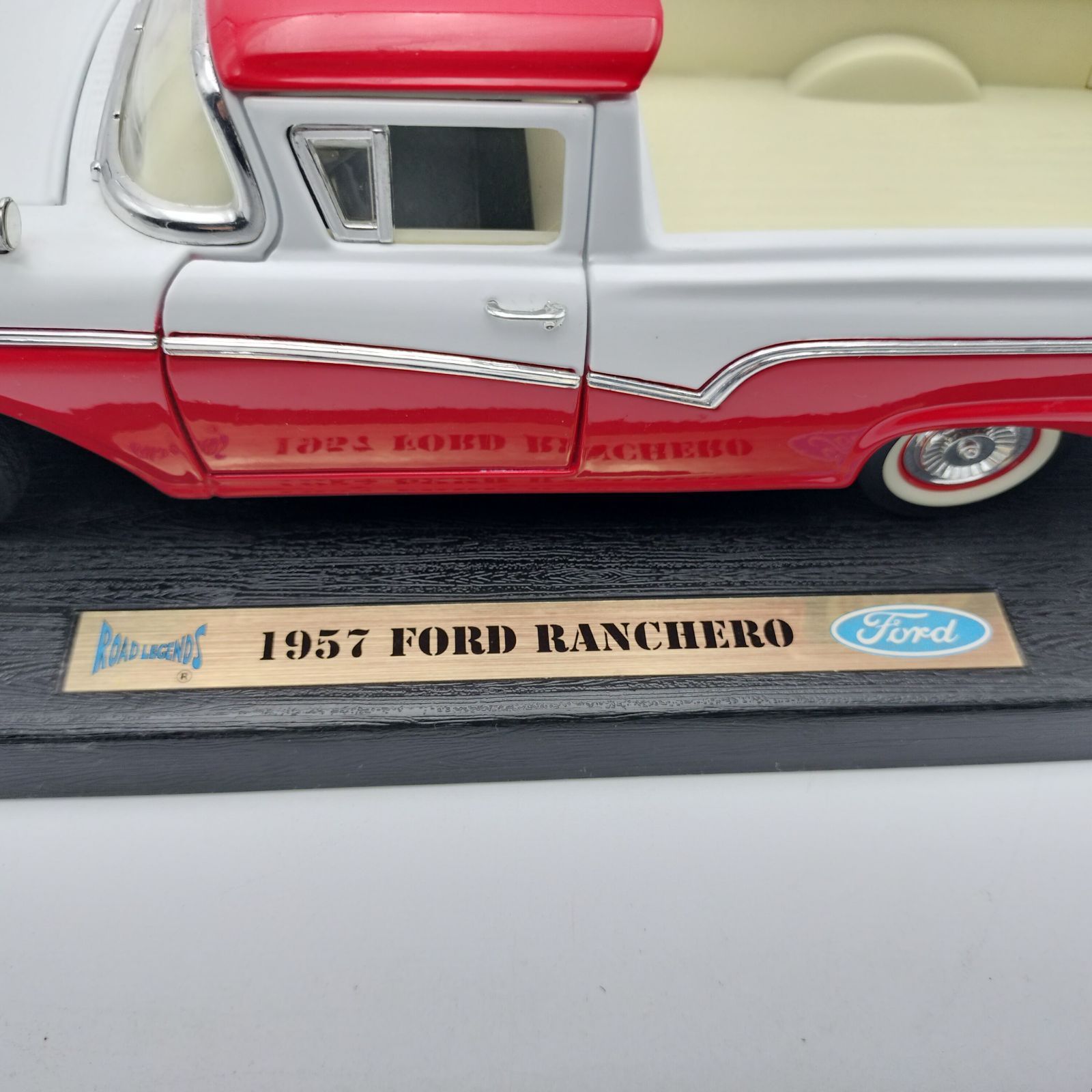 Road Legends】1957 Ford Ranchero 1/18 フォード ランチェロ ダイ