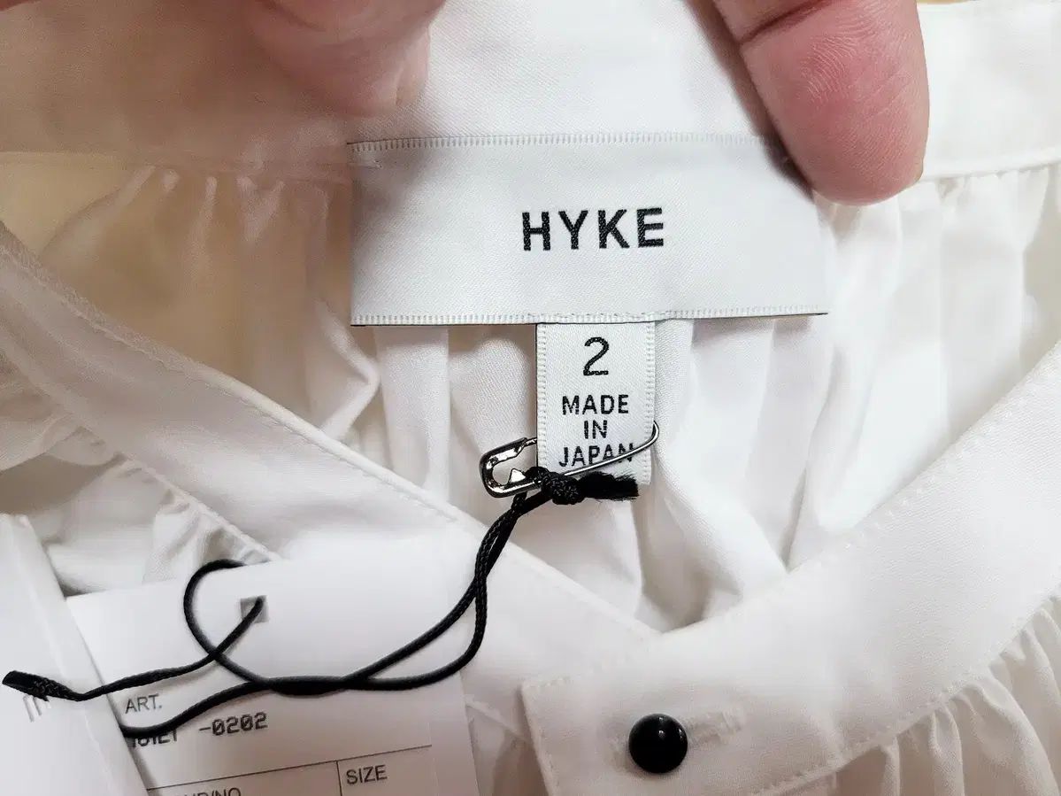 HYKE バルーンスリーブ