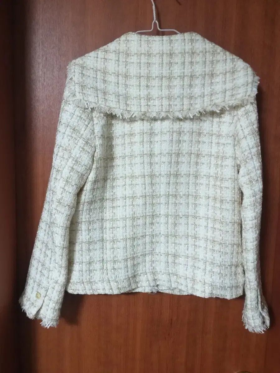 カールラガーフェルド ゴールド糸 ゴールドボタン ツイードジャケット