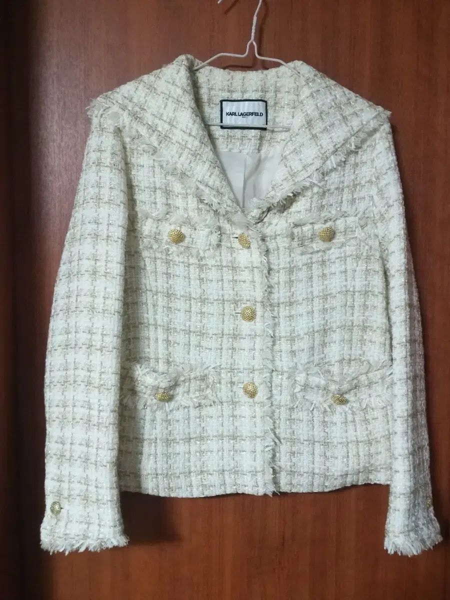 カールラガーフェルド ゴールド糸 ゴールドボタン ツイードジャケット