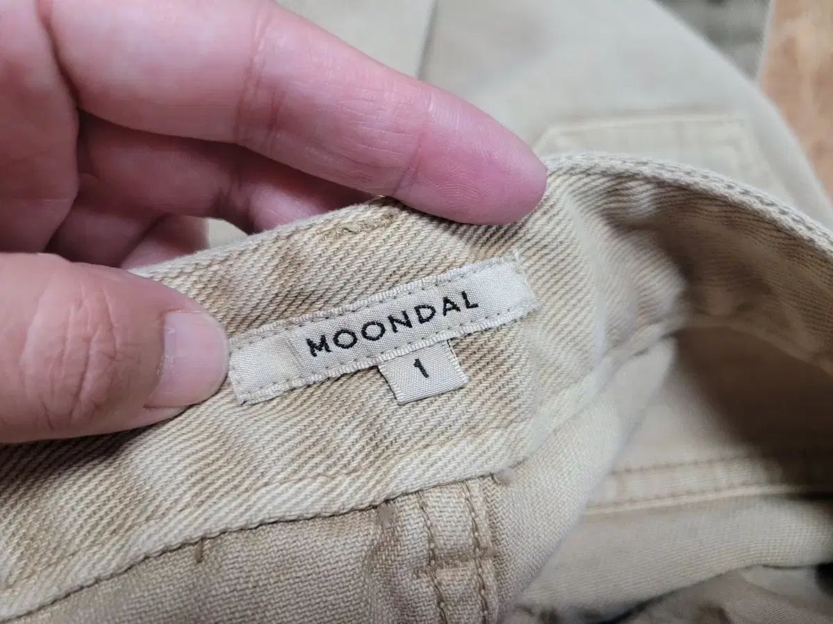 ムンダル MOONDAL ダイング ピンタック デニムパンツ 55 DECORATOM_COM_BR