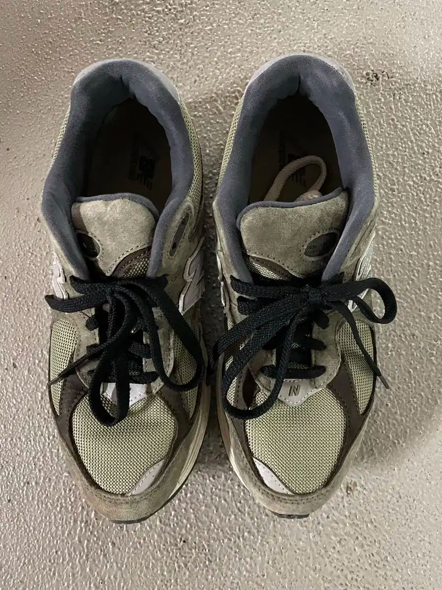 ニュー ンス 2002 R カーキ ジョウンド맛