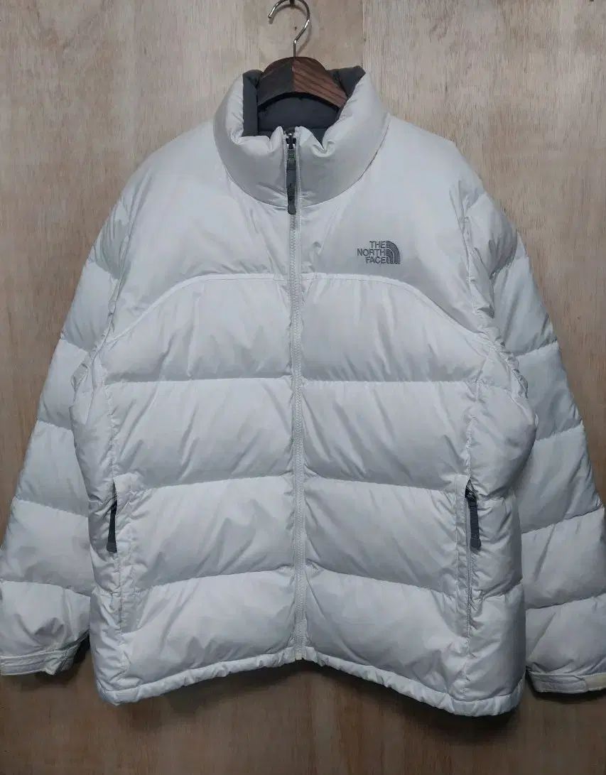 THE NORTH FACE 700 白 Nuptse グースダウン