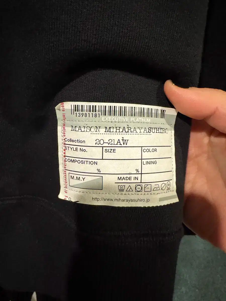 メゾンミハラヤスヒロ フード付きワンピース