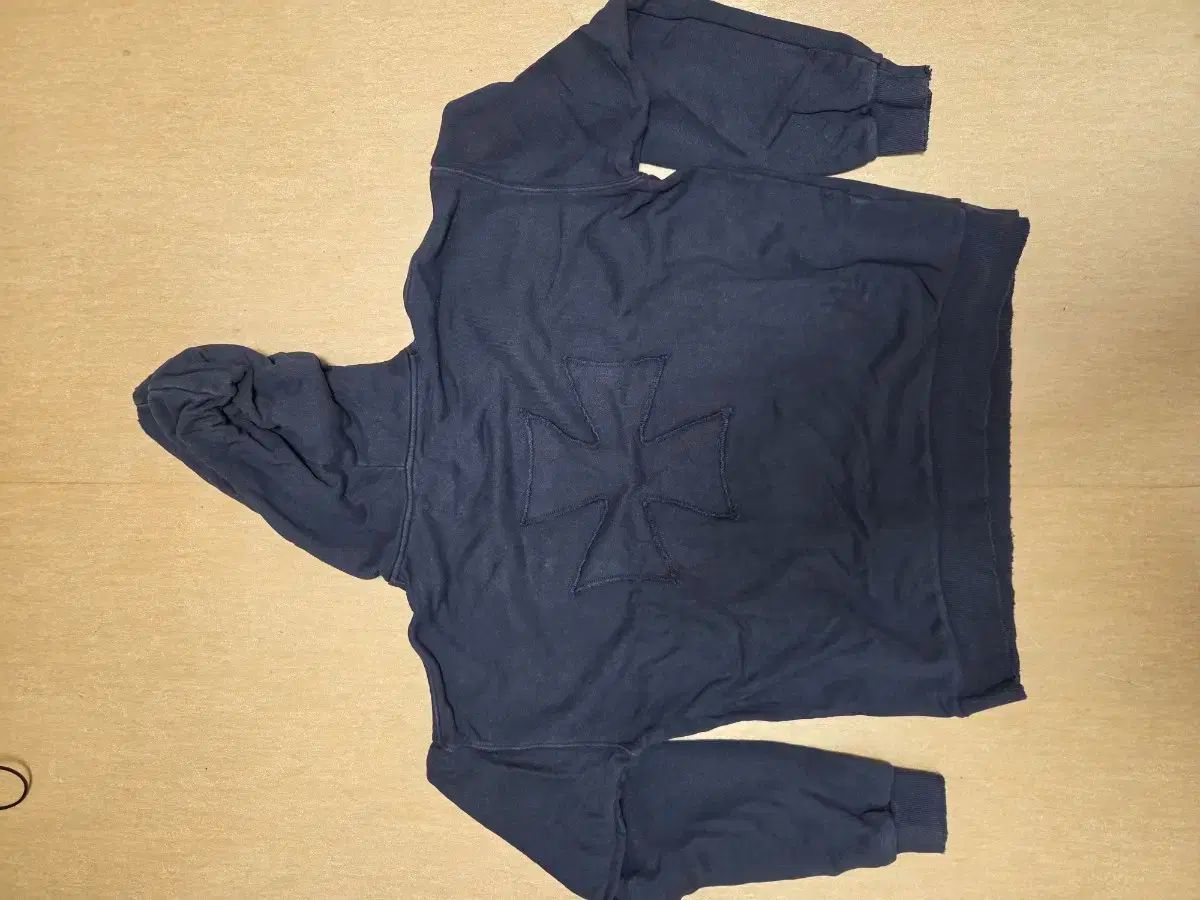 アルバン クロス アプリ フード ウォッシュド グレー 2サイズ