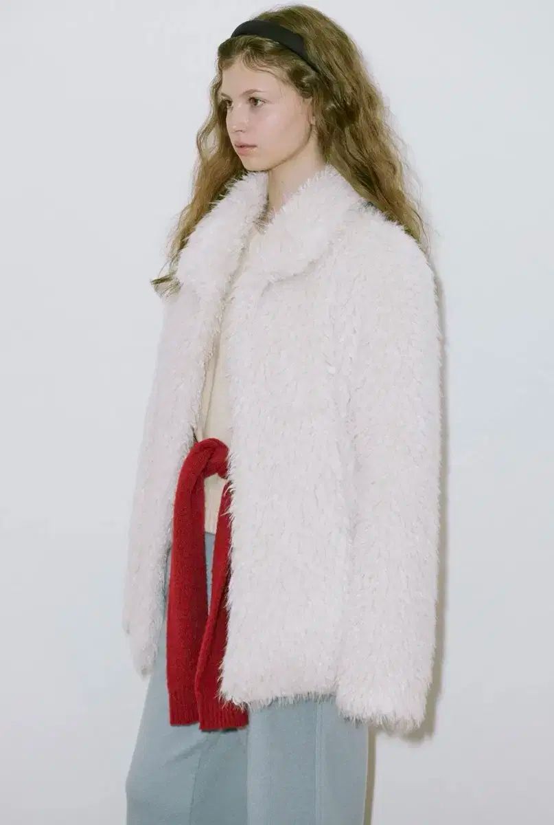 シヌーン ヘビー ミックス ファージャケット クリーム