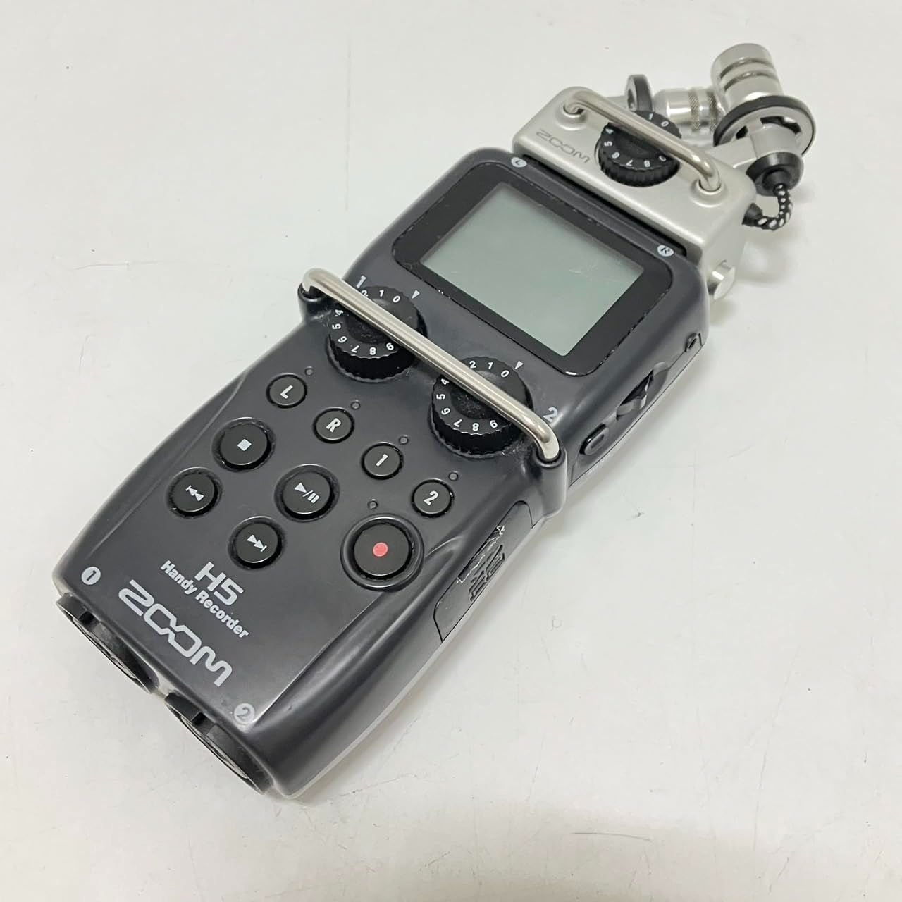 No.4209 ZOOM ズーム H5 ハンディレコーダーリニアPCM ICレコーダー 最大140dB SPLの耐音圧 最大4トラック同時録音対応 ポッドキャスティングビデオ用オーディオ プロのサウンドデザイン ASMR 一眼レフカメラDSLRにマウント