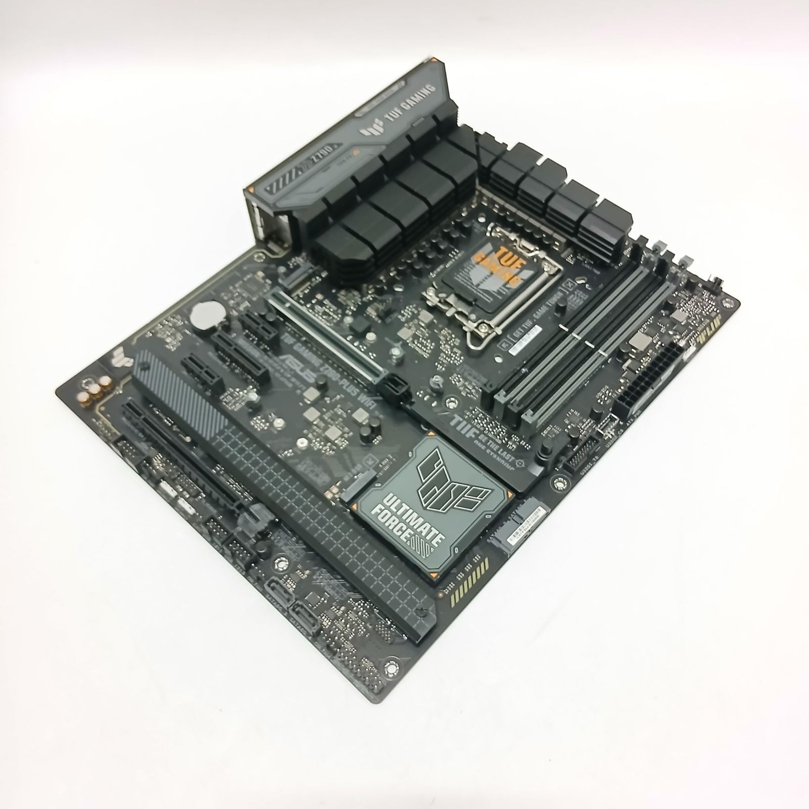 No.4210 ASUS TUF GAMING Z790-PLUS WIFI intel 第14 13 12世代 CPU対応 LGA1700 Z790 搭載 DDR5 ATX マザーボード