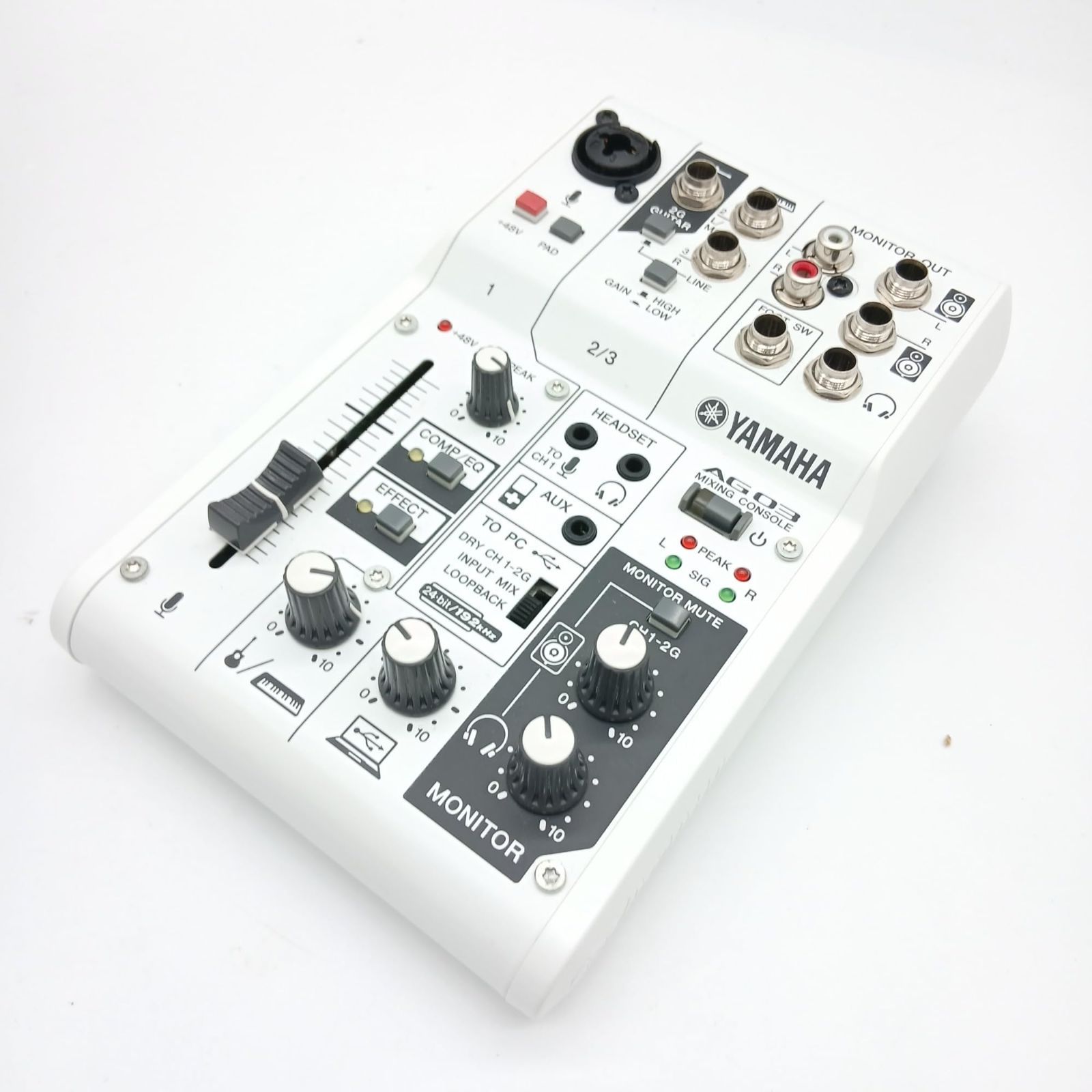 No.4211 ヤマハ YAMAHA ウェブキャスティングミキサー オーディオインターフェース 3チャンネル AG03 インターネット配信に便利な機能付き 音楽制作アプリケーションCubasis LE対応