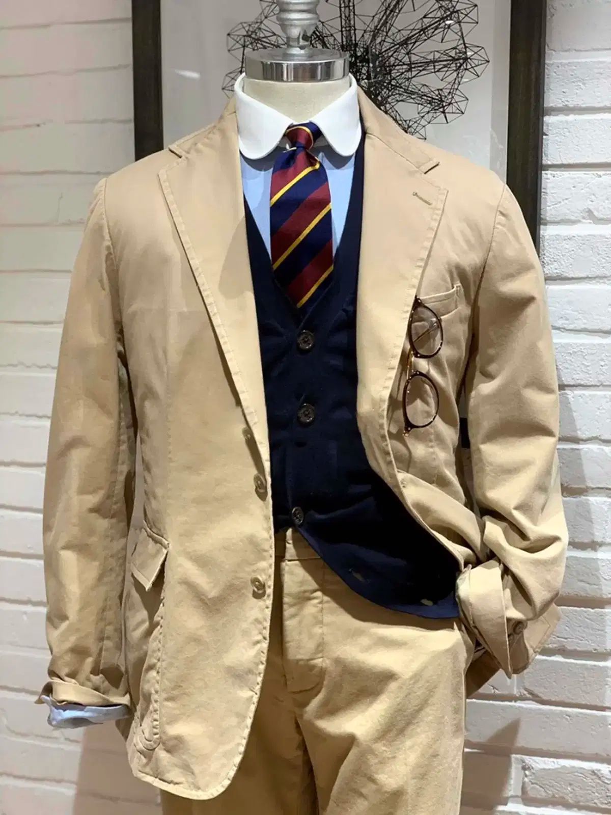 タンベージュ チノ