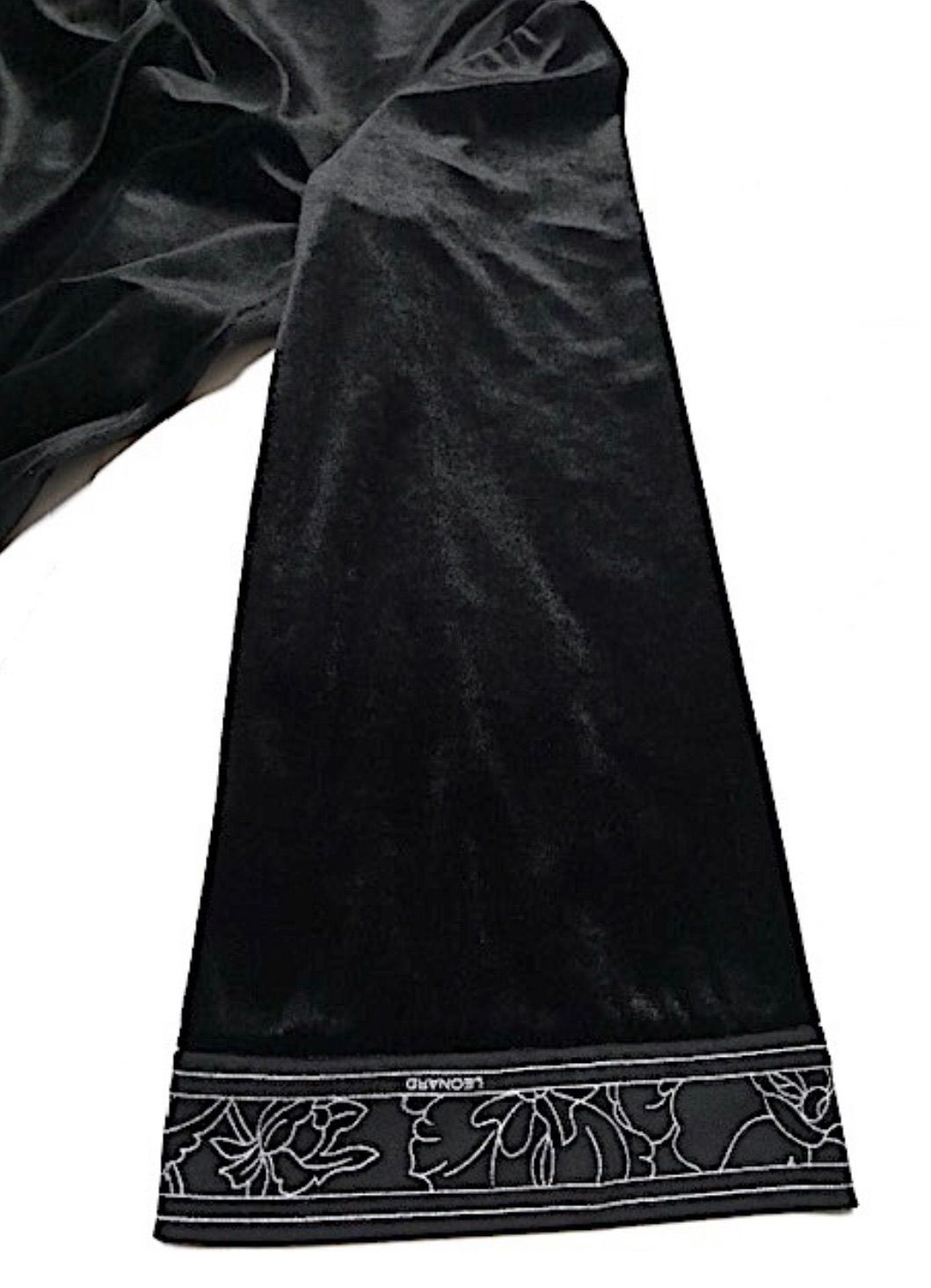 レオナール ベロア