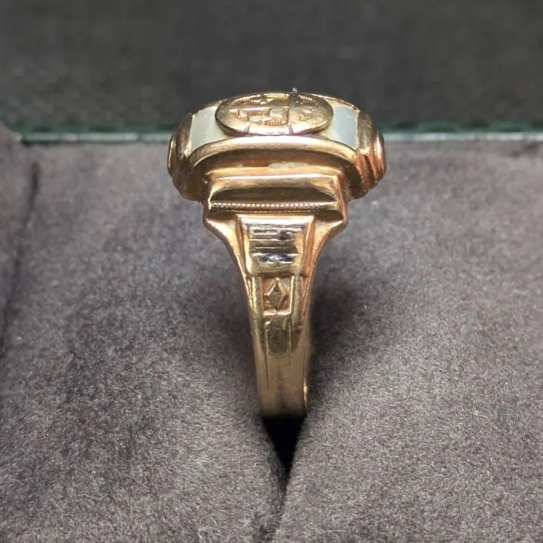 カレッジリング