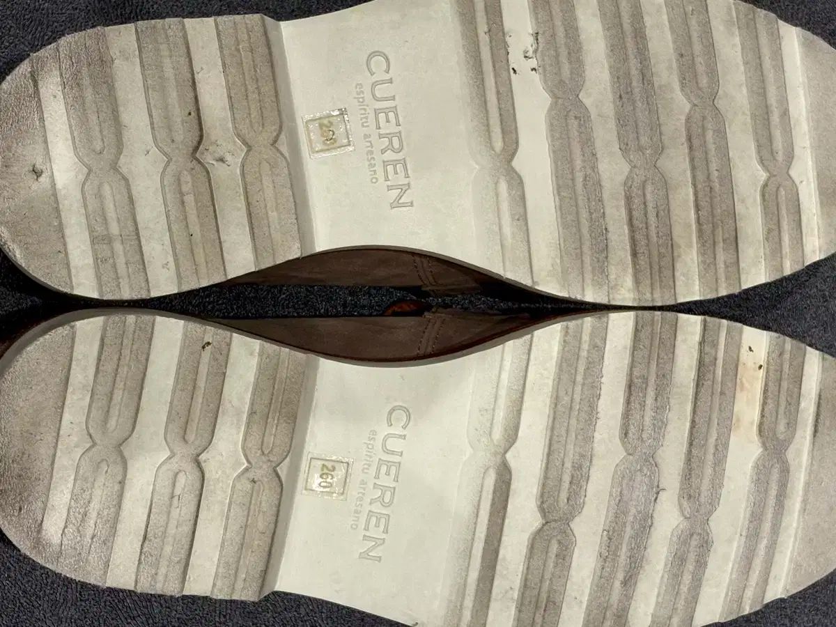 CUEREN スウェード