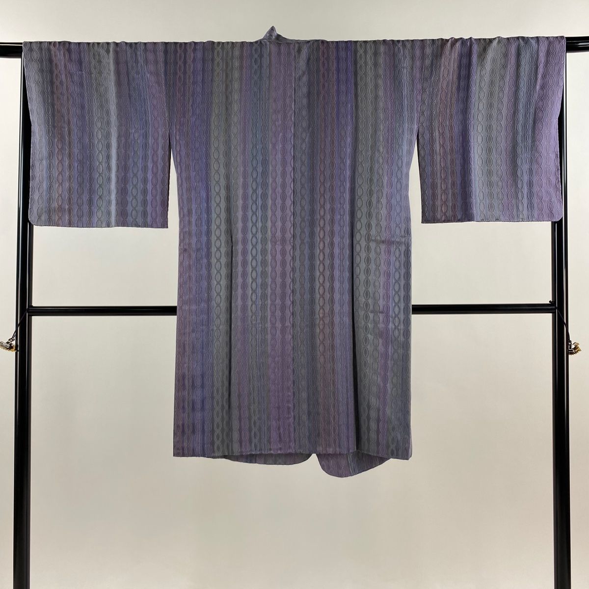 道中着 身丈102cm 裄丈67cm M 和装コート 着物衿 落款 地紋 縞 ぼかし 灰紫 正絹 秀品