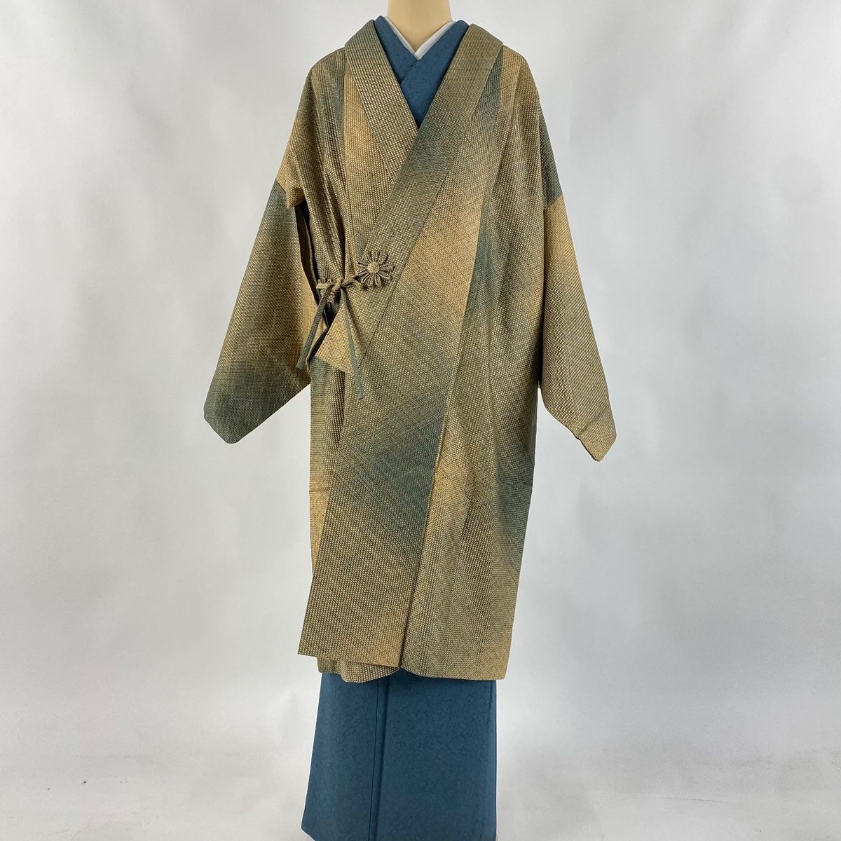 道中着 身丈111cm 裄丈68cm L 和装コート 着物衿 斜め格子 ベージュ 正絹