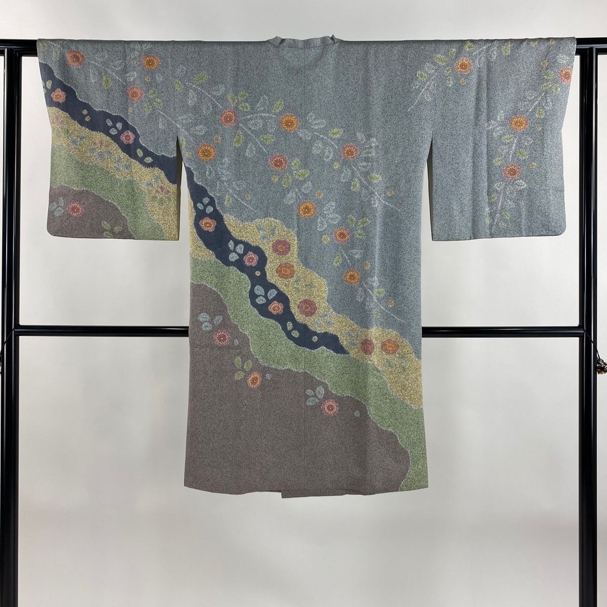 道行 身丈103cm 裄丈61cm S 松井青々 和装コート 角衿 落款 草花 幾何学模様 染め分け 金彩 灰色 正絹