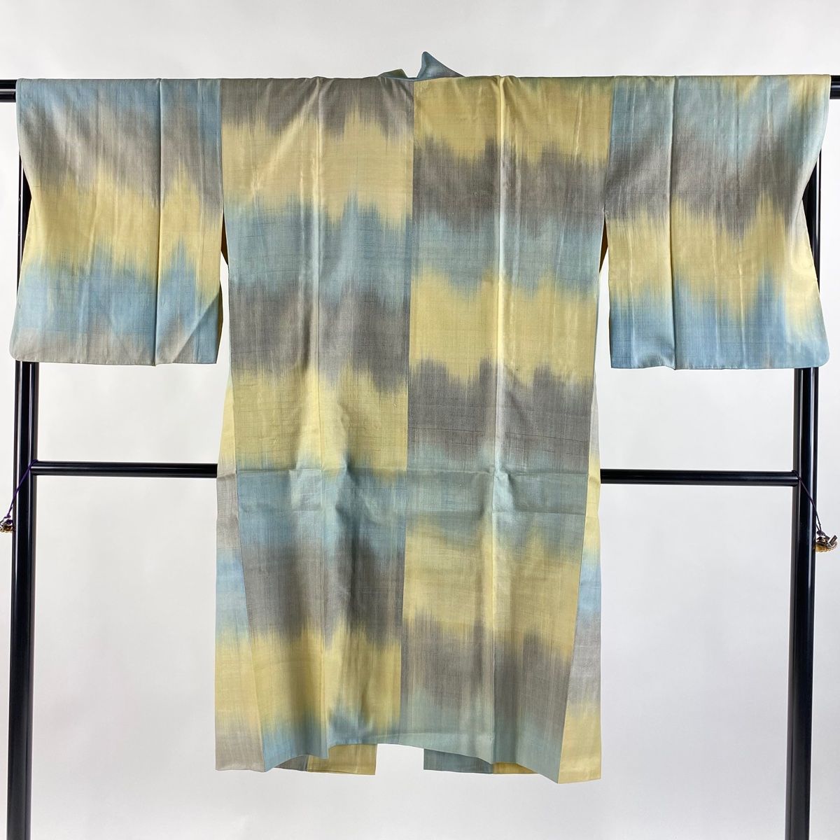 道中着 身丈115.5cm 裄丈67.5cm L 紬地 和装コート 幾何学模様 灰色 正絹