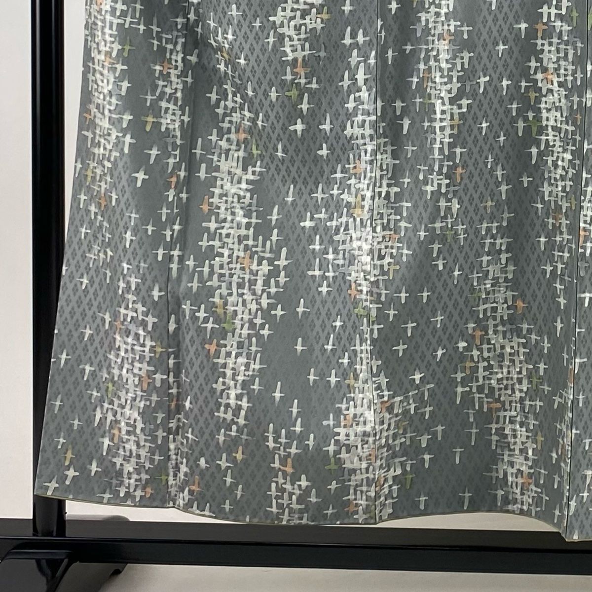 小紋 身丈155cm 裄丈66cm M 袷 落款 幾何学 地紋 灰緑 正絹 秀品