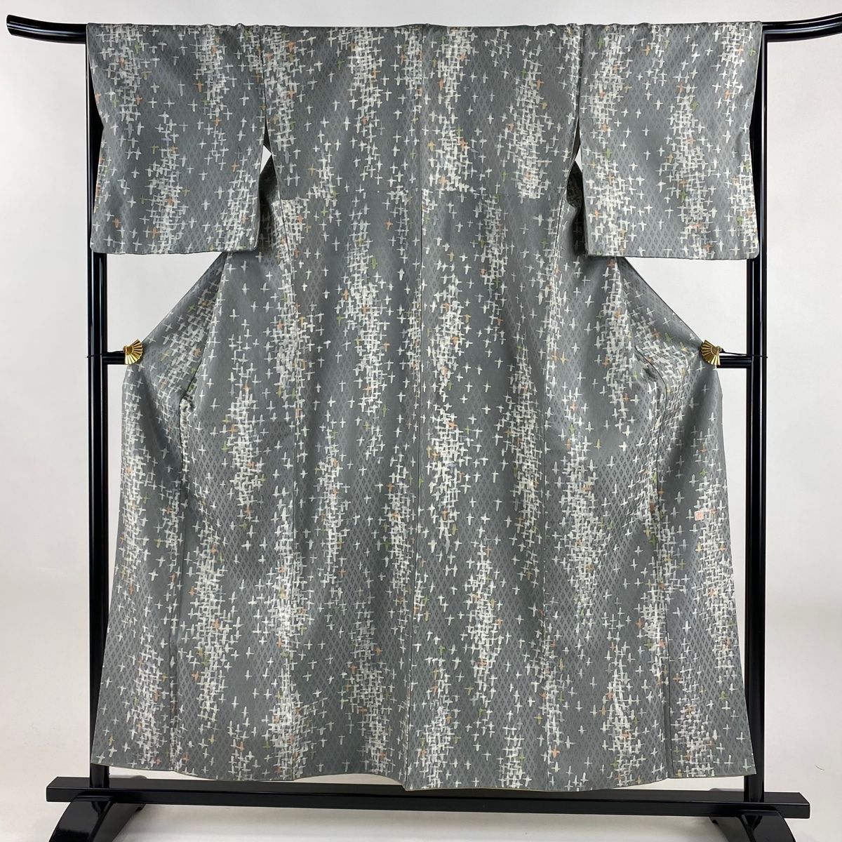 小紋 身丈155 cm 裄丈66 M 袷 落款 幾何学 地紋 灰緑 正絹 秀品