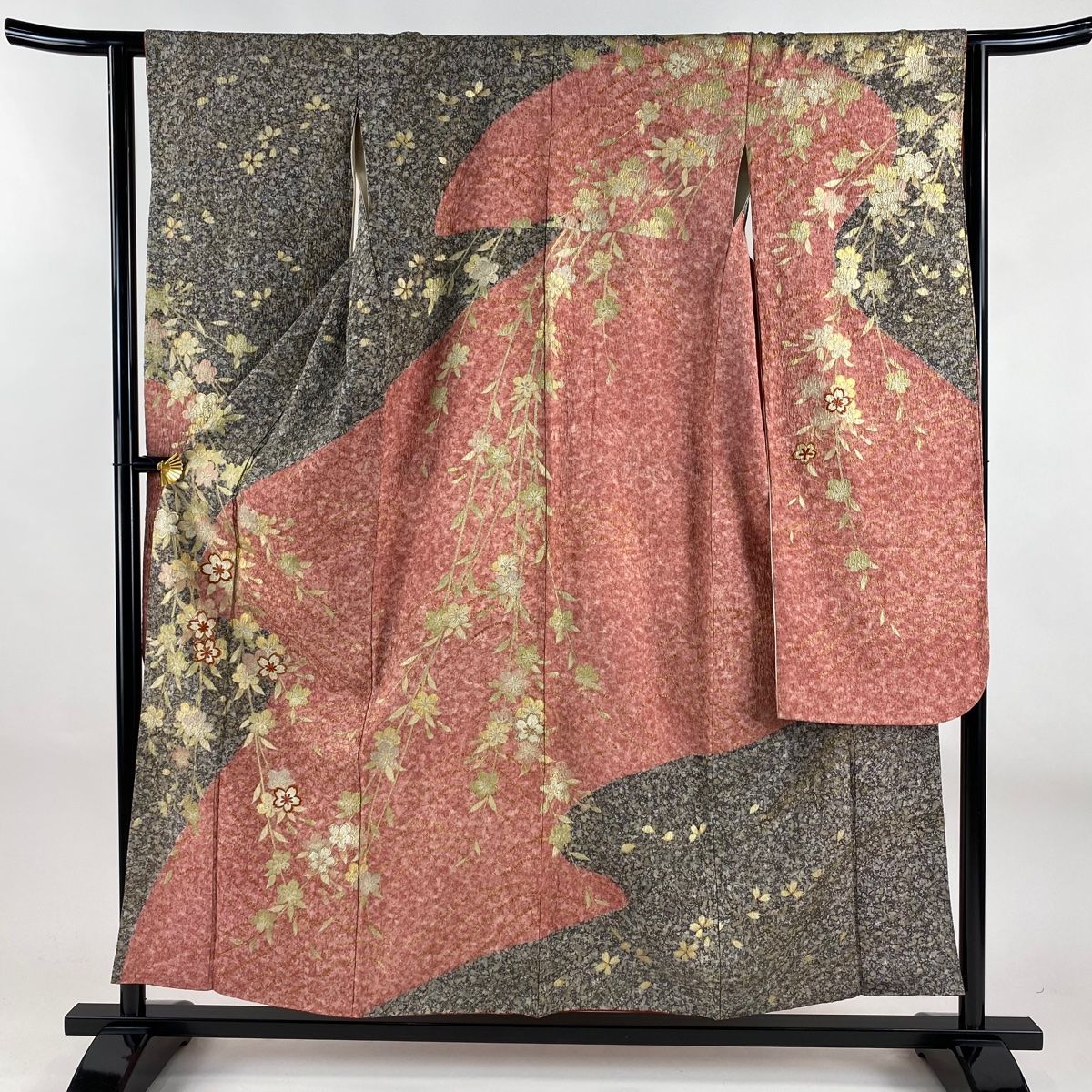 振袖 身丈154.5cm 裄丈62cm S 袷 桜 波 刺繍 金彩 灰茶 正絹 秀品