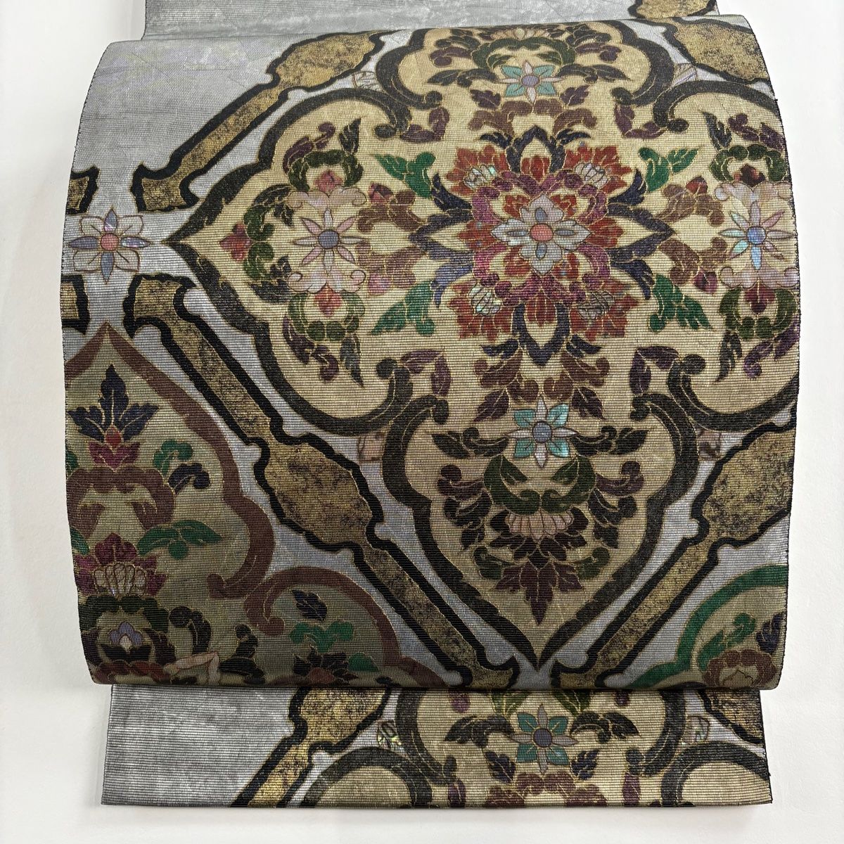 袋帯 落款 華文 螺鈿箔 箔 銀色 お太鼓柄 正絹