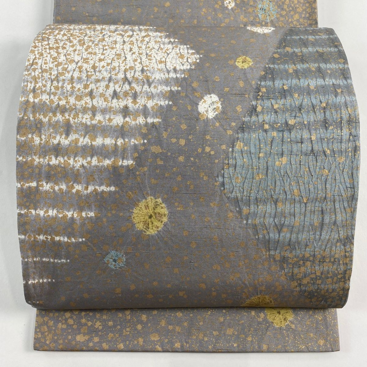 袋帯 落款 証紙 牛首紬地 白山工房 箔散らし 幾何学模様 絞り 金彩 灰紫 全通 正絹